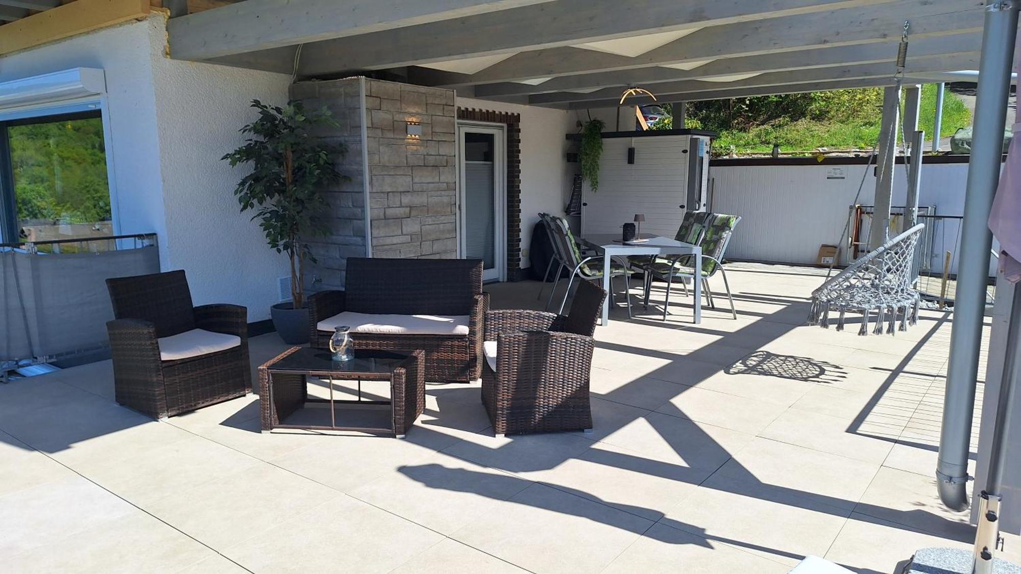 גומרסבך Seeblick-Ferienwohnung Im "Ferienhaus Agger-Blick" Mit Traumhafter Sonnen-Terrasse, Sauna, E-Kamin & Kajak מראה חיצוני תמונה